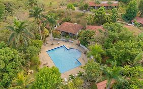 Hotel Colinas del Sol